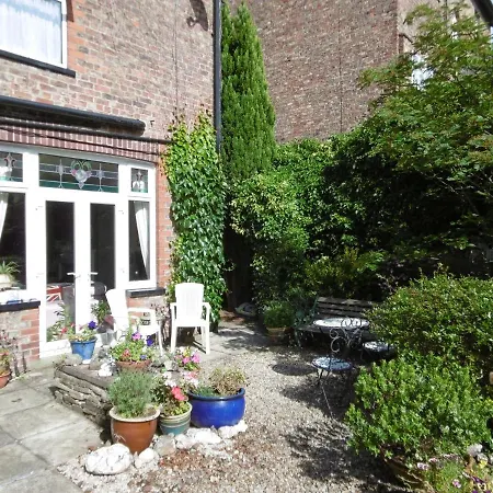 Adams House 게스트하우스 *