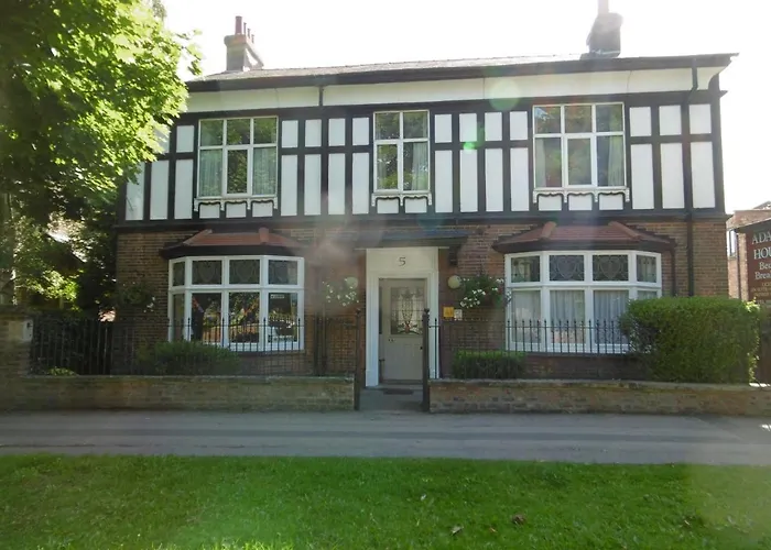 Adams House Guest house York