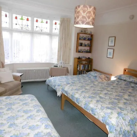 Adams House Πανσιόν