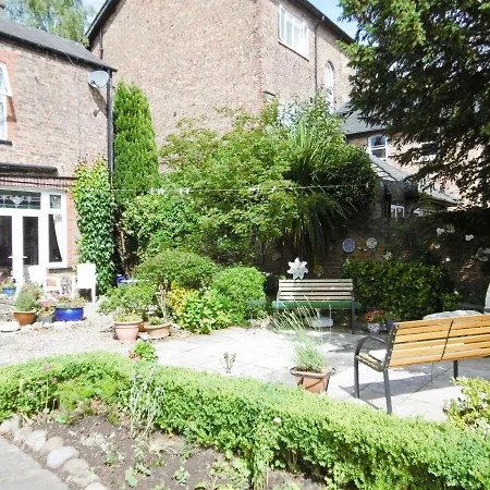 Adams House Πανσιόν *